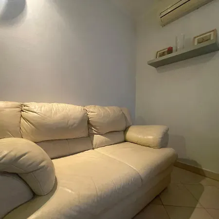 Apt Stoja Beach - 50M From The Sea !! Apartament