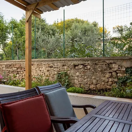 Apt Stoja Beach - 50M From The Sea !!