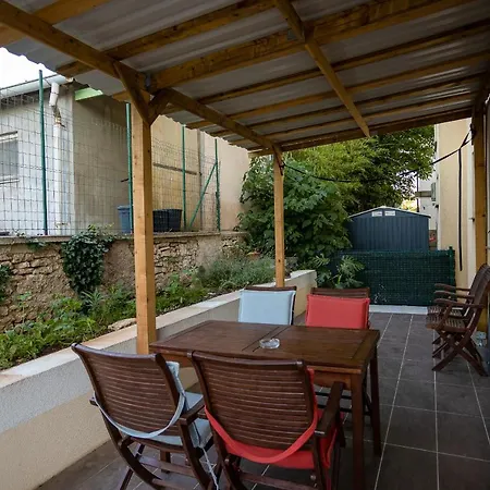 Apt Stoja Beach - 50M From The Sea !! Apartament
